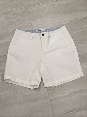 Old Navy White Women’s Bermuda Shorts